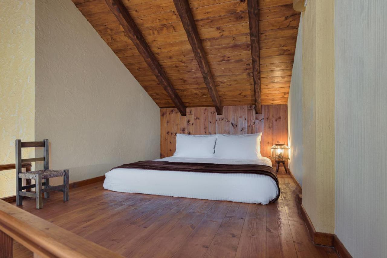 Eptálofos Parnassus Dreamwood Chalet מראה חיצוני תמונה