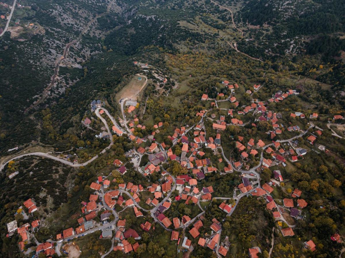 Eptálofos Parnassus Dreamwood Chalet מראה חיצוני תמונה