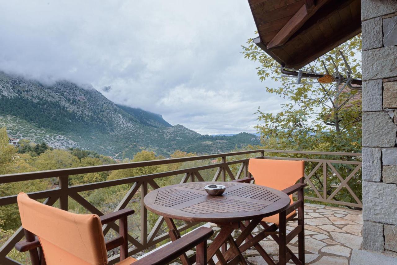 Eptálofos Parnassus Dreamwood Chalet מראה חיצוני תמונה